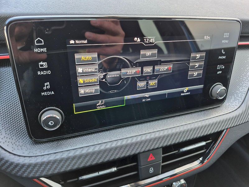 Škoda Kamiq (2025) Monte Carlo 1.0 TSI 85kW DSG - fotka 25 z 34