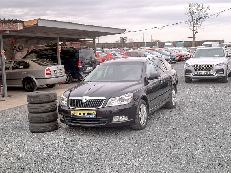 Škoda Octavia (2009) 1.8TSI 118KW 4x4 – 2x KOLA - fotka 1 z 45