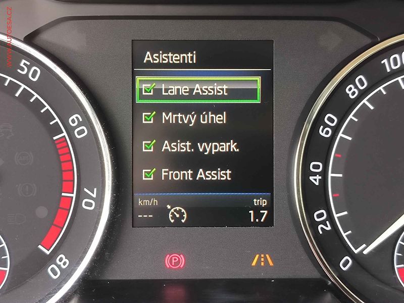Škoda Superb (2018) 1.8 TSi, ČR, Style, DSG - fotka 22 z 30