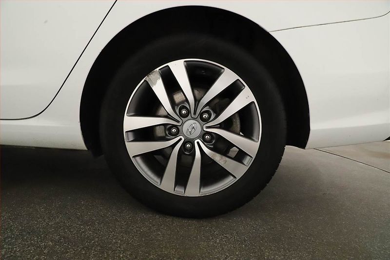 Hyundai i30 (2019) 1.4 T-GDI, ČR,1.maj - fotka 18 z 18