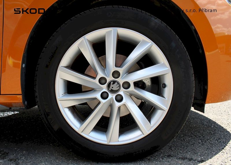 Škoda Kamiq (2025) Top Selection 1.0TSI / 85kW 6° - fotka 21 z 21