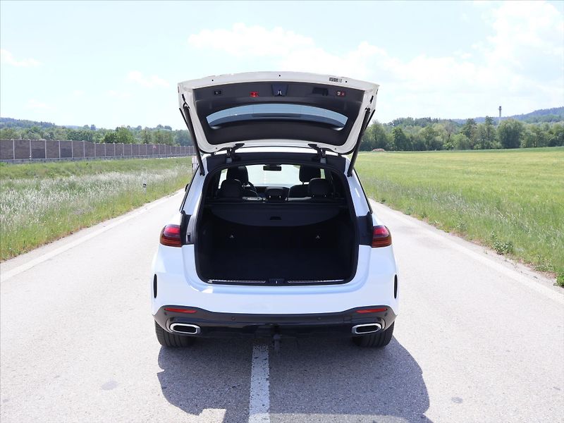 Mercedes-Benz GLE 2,0 350de 4M CZ AMG DPH - fotka 9 z 38