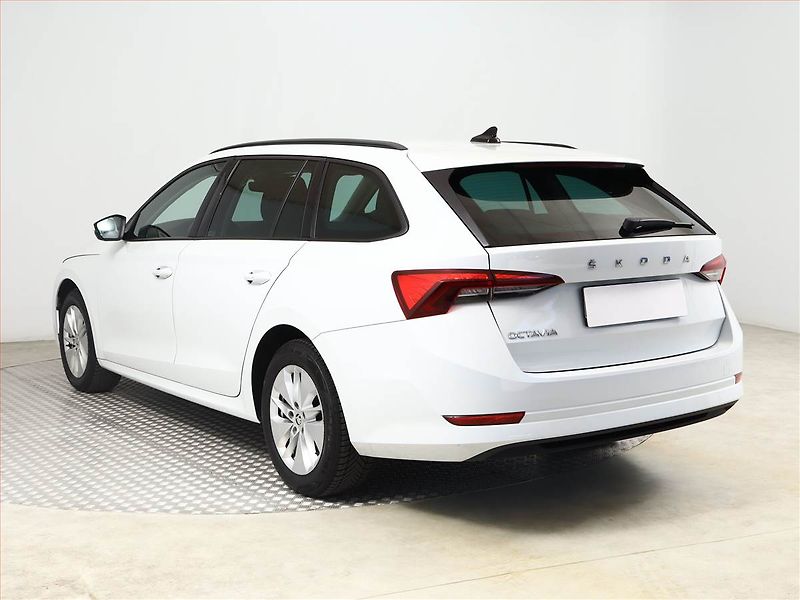 Škoda Octavia (2020) Ambition 2.0 TDI, Tempomat - fotka 4 z 16