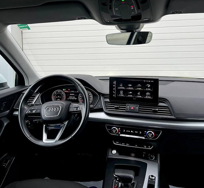 Audi Q5 (2023) 120kW ADAPTIVNÍ TEMPOMAT  - fotka 12 z 25