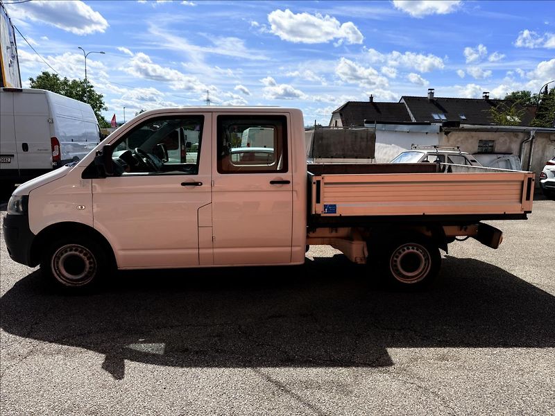 Volkswagen Transporter 2,0 TDi  6 Míst - fotka 8 z 24