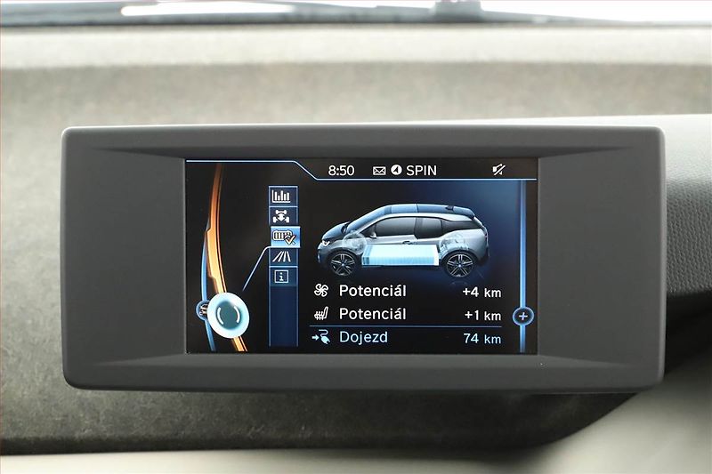 BMW i3 (2014) 60Ah BEV, SoH 74%, Automat - fotka 17 z 22