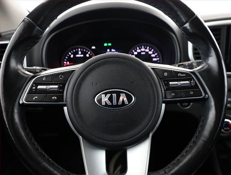 Kia Sportage (2021) Black Edition 1.6 CRDi - fotka 8 z 17