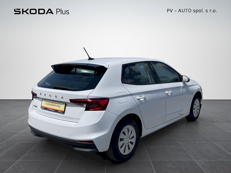 Škoda Fabia (2023) 1.0 TSI 70kW Ambition Plus - fotka 2 z 30