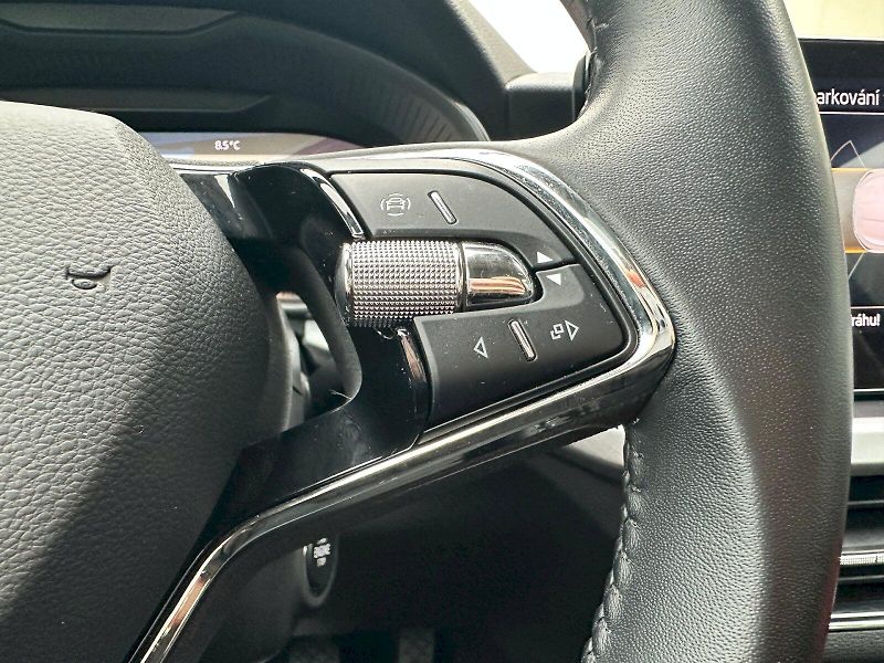Škoda Scala (2022) 1.0 TSI 81kW Tour - fotka 12 z 25