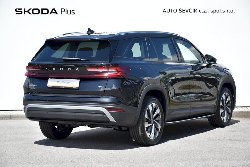 Škoda Kodiaq (2026) Exclusive Selection 2,0 TDI 7- - fotka 2 z 50