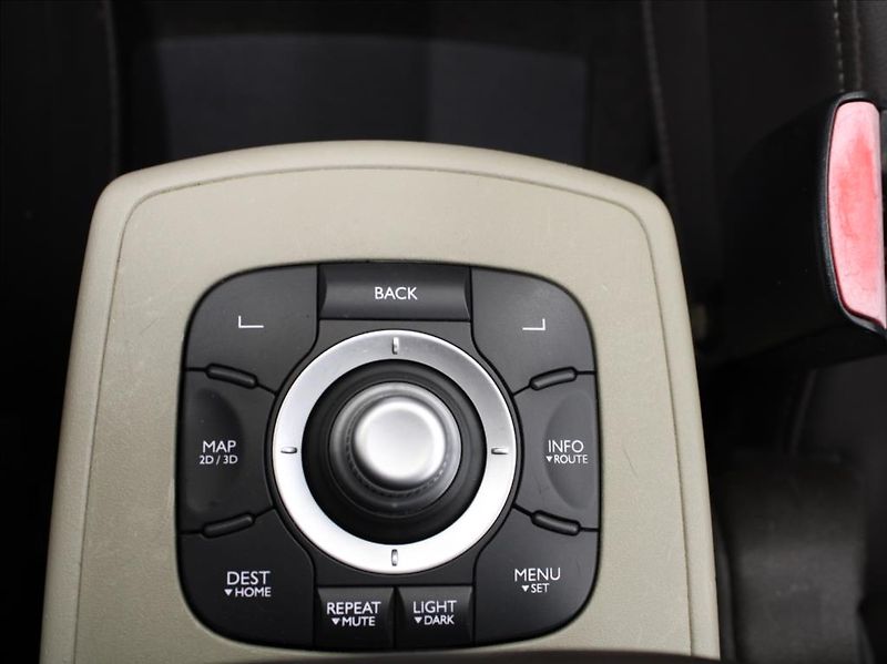 Renault Grand Scénic 2,0 dCi 110kW AT Privilage STK - fotka 13 z 15