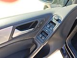 Volkswagen Golf (2009) 1,4i 16v 59 Kw Trend - náhled 22