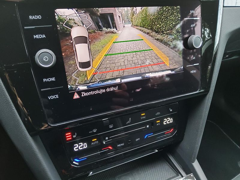 Volkswagen Arteon (2023) 2.0TDI DSG 1maj ČR Elegance - fotka 17 z 24