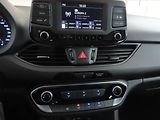 Hyundai i30 (2018) 1.6 CRDi, ČR,1.maj, Tempomat - náhled 12