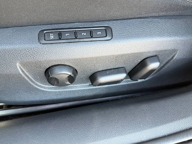 Škoda Superb (2021) 2.0 TDI 110 kW Style DSG - fotka 21 z 23