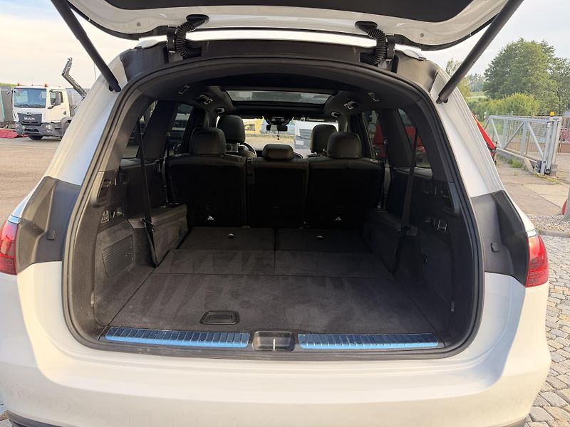Mercedes-Benz GLS (2024) 450D AMG E-ACTIVE BODY MAX zár - fotka 9 z 30