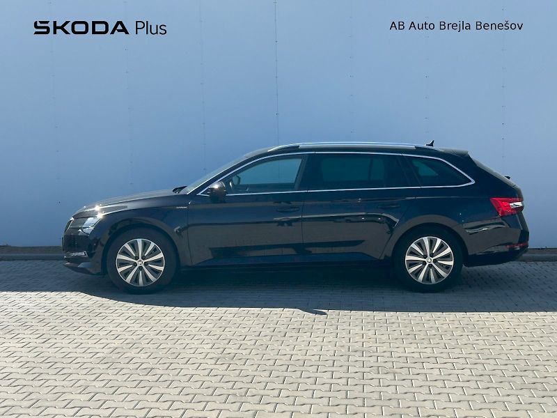 Škoda Superb (2023) COM GRT STY TD 110/2.0 6MP - fotka 3 z 30