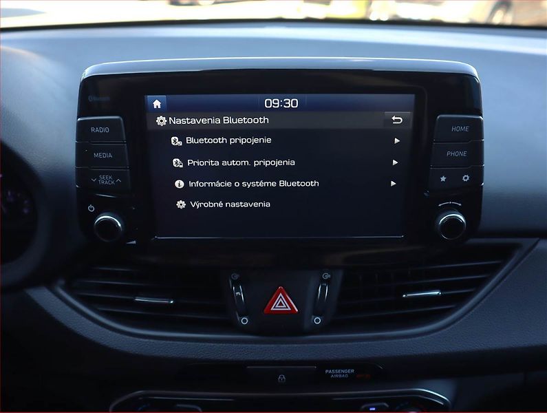 Hyundai i30 (2020) 1.6 CRDi, Automat, Serv.kniha - fotka 18 z 21