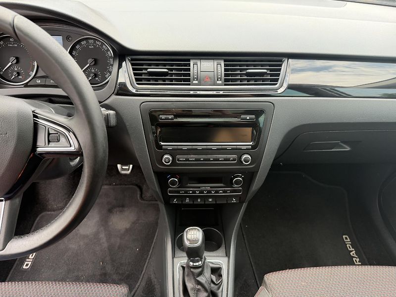 Škoda Rapid 1.2 TSI - fotka 18 z 25