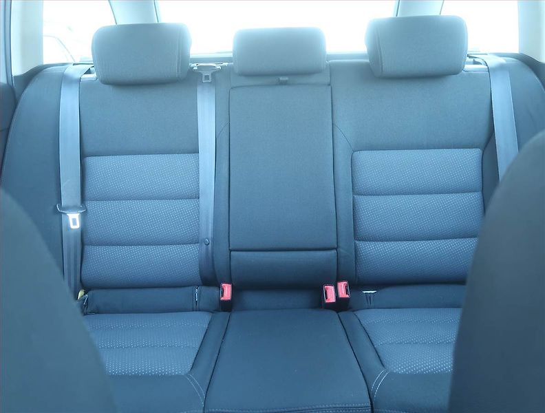Škoda Octavia (2008) 1.9 TDI 4x4, 4X4, Tažné - fotka 10 z 14