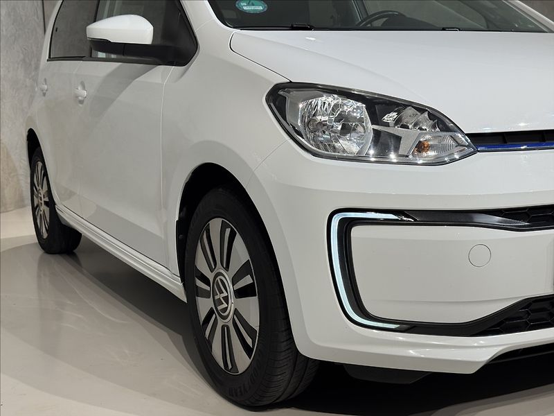 Volkswagen e-up! 61kW Move LED Kamera APP - fotka 7 z 40