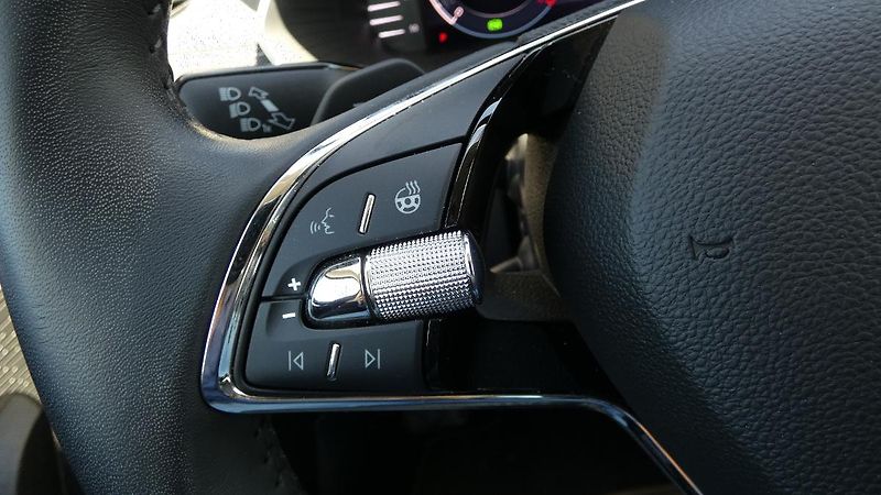 Škoda Octavia Combi 1,5 TSI DSG Style - fotka 12 z 26