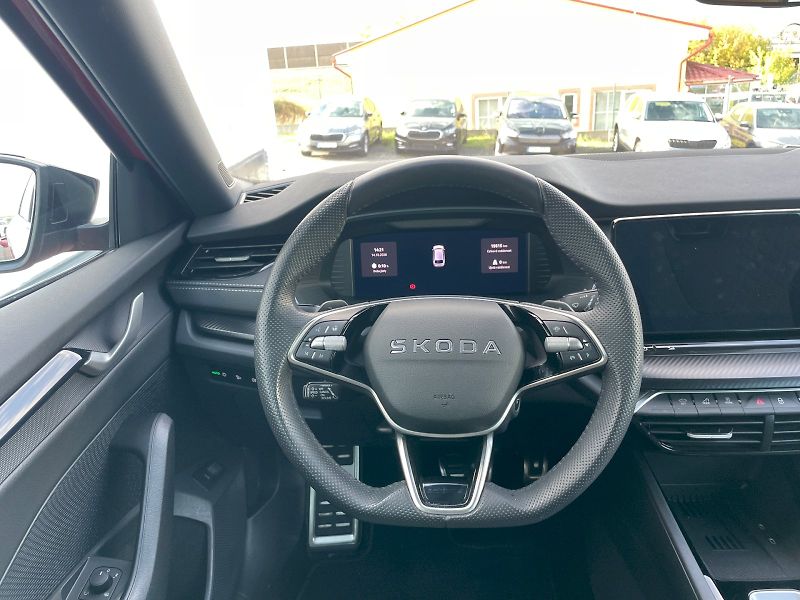 Škoda Octavia (2025) COMBI SPORTLINE 1,5 TSI M-HEV - fotka 24 z 50