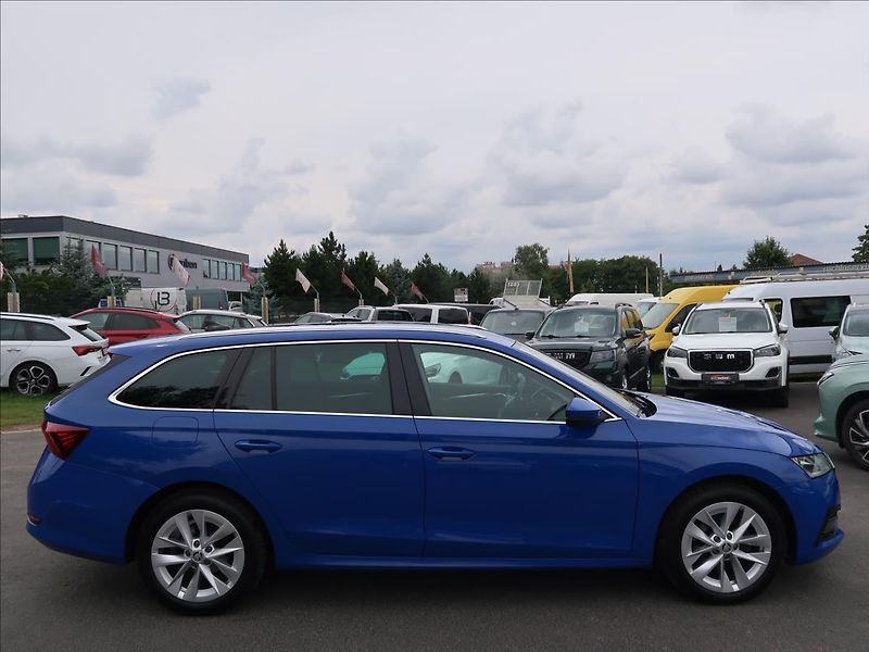 Škoda Octavia 2,0 TDi,DSG,Style,1majČR,DPH - fotka 5 z 26