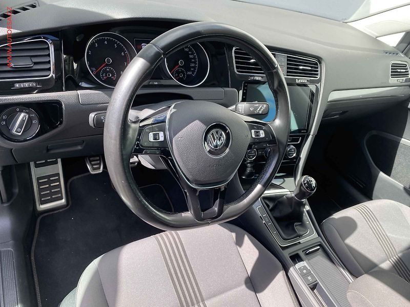 Volkswagen Golf (2016) 1.2 TSi, Allstar, bixen - fotka 12 z 17