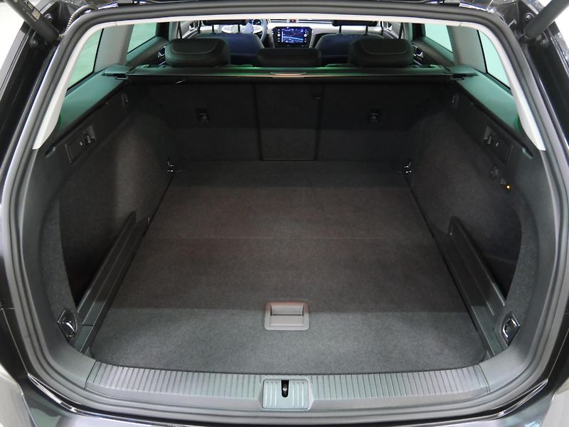 Volkswagen Passat - fotka 25 z 26