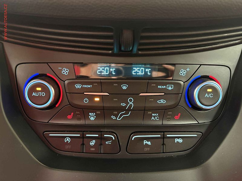 Ford Kuga (2019) 2.0 TDCi 4x4, ST-Line, AT - fotka 16 z 18