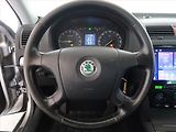 Škoda Octavia (2007) Scout 2.0 TDI, 4X4, nová STK - náhled 14