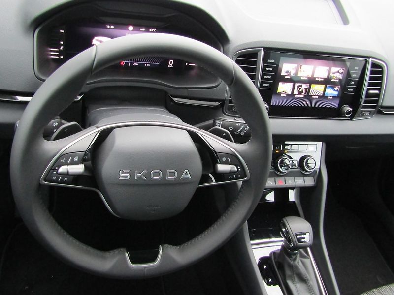 Škoda Karoq (2026) Top Selection 2,0 TDI 4x4 DSG - fotka 16 z 30