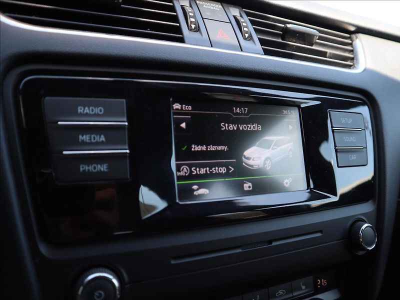Škoda Octavia 2,0 RS TDi Nové Rozvody, Brzdy - fotka 16 z 32