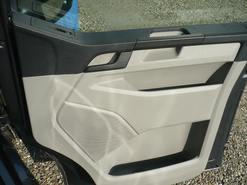 Volkswagen T6 2.0TDI 150Kw 4x4 Klima - fotka 46 z 48