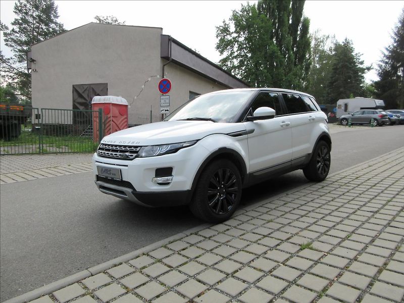 Land Rover Range Rover Evoque 2,2 TD4, 4x4, AT, Panorama, Ků - fotka 1 z 31