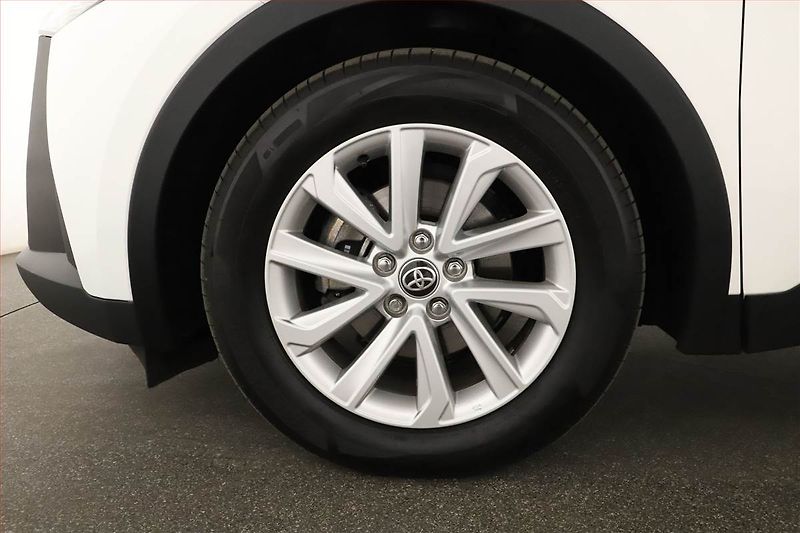 Toyota C-HR (2025) 1.8 Hybrid - fotka 12 z 19