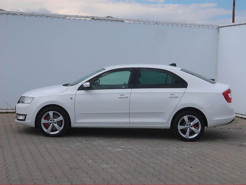 Škoda Rapid (2013) Elegance 1.6 TDI, Serv.kniha - fotka 3 z 15