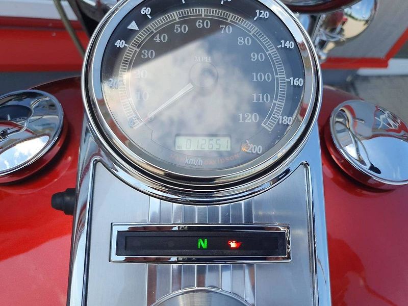 Harley-Davidson FLHR Road King (2013) - fotka 10 z 10