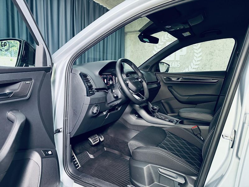 Škoda Karoq (2025) 1.5TSI*SPORT*360*5.LET.ZÁR - fotka 16 z 42