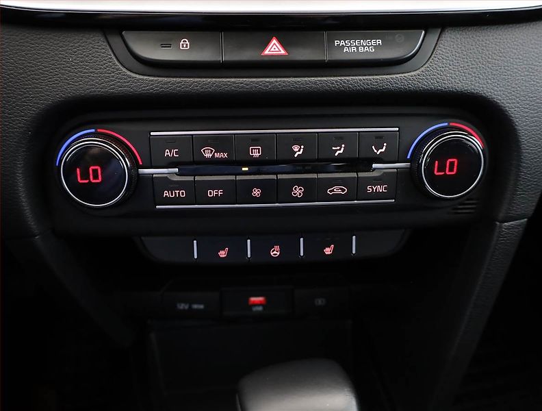 Kia XCeed (2021) 1.5 T-GDI, Automat, Serv.kniha - fotka 12 z 18
