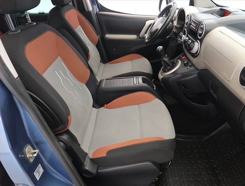 Peugeot Partner (2016) Active 1.6 BlueHDi, 5Míst, ČR - fotka 9 z 15