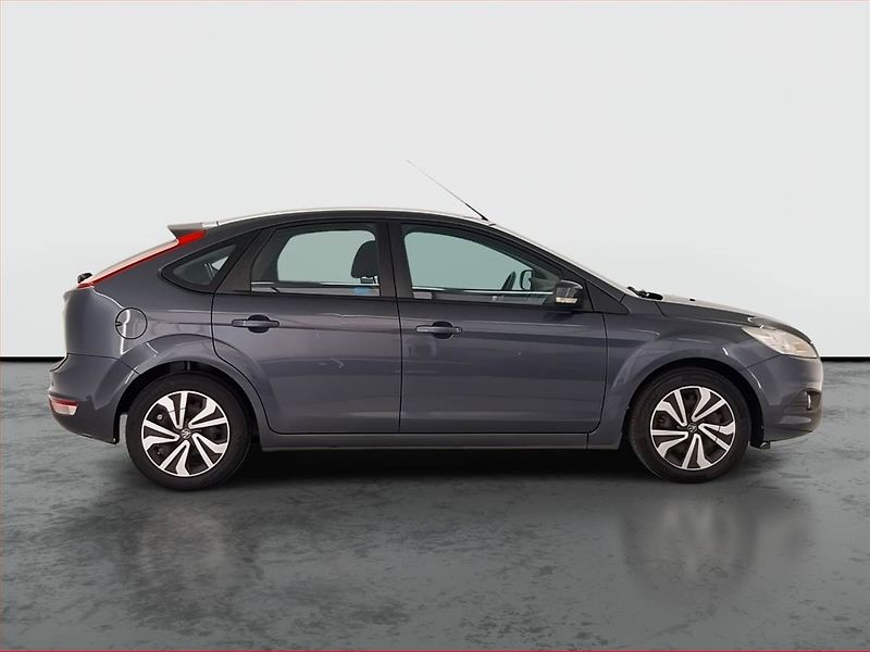 Ford Focus (2010) 1.6 16V, po STK, jezdí skvěle - fotka 6 z 16