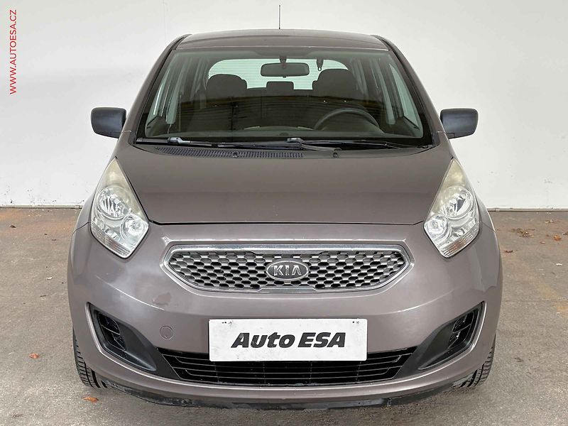 Kia Venga (2011) 1.4i, ČR, AC, park.asist - fotka 2 z 13