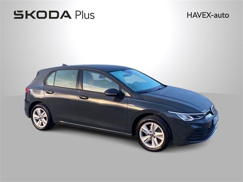 Volkswagen Golf (2021) 1.0 TSI Life - fotka 1 z 5