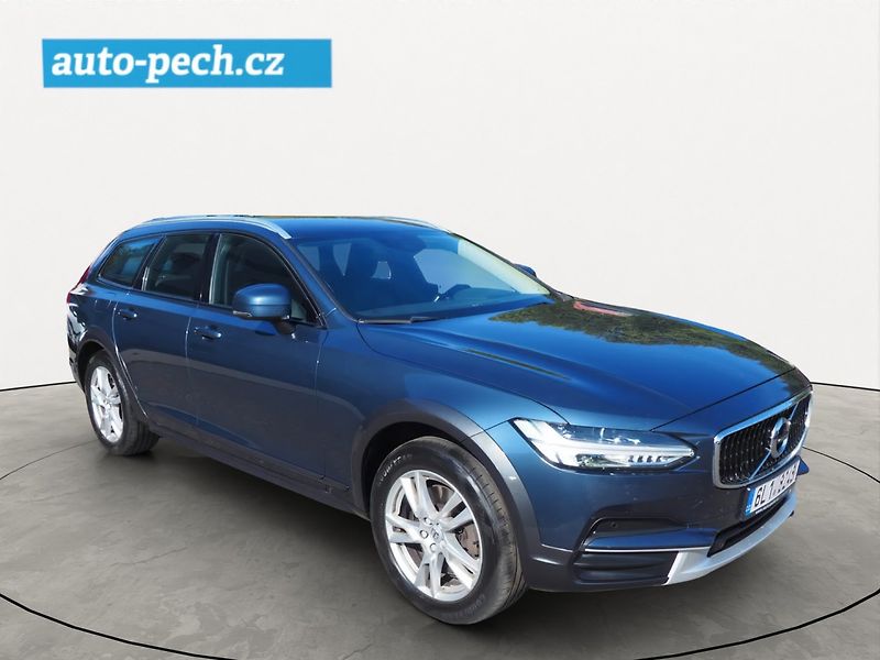 Volvo V90 (2018) D5, 173 kW, AWD, AT - fotka 5 z 46