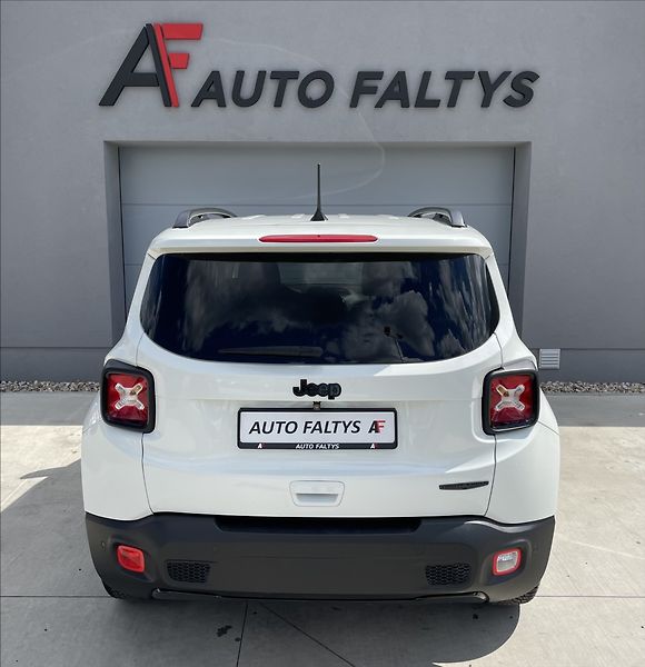 Jeep Renegade 1,3 i T 110KW AUTOMAT ČR. - fotka 4 z 22