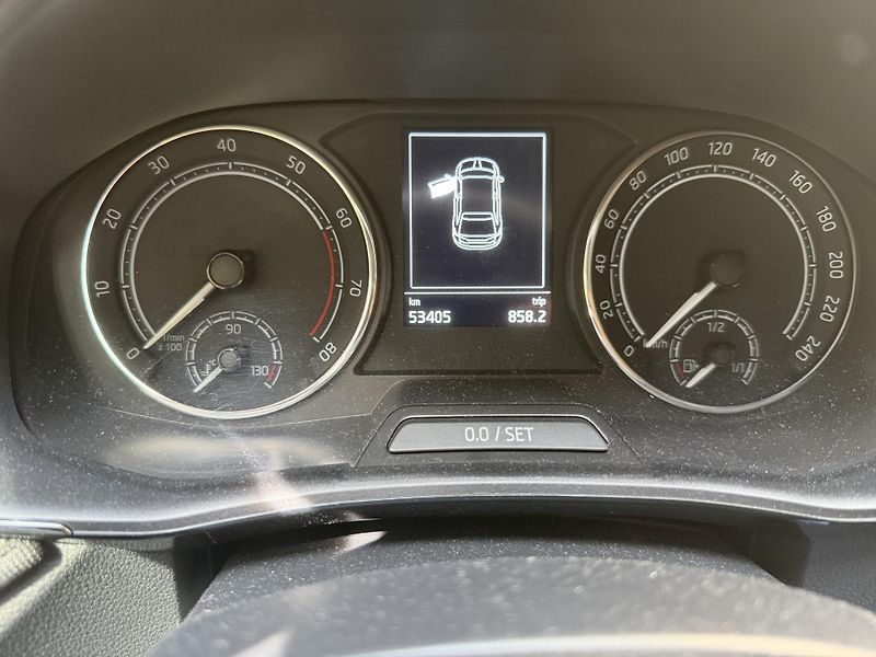 Škoda Fabia (2023) 1,5 TSI DSG 110 KW - fotka 6 z 8