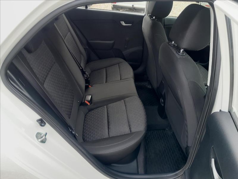 Kia Rio 1,2i 61kW - fotka 25 z 44