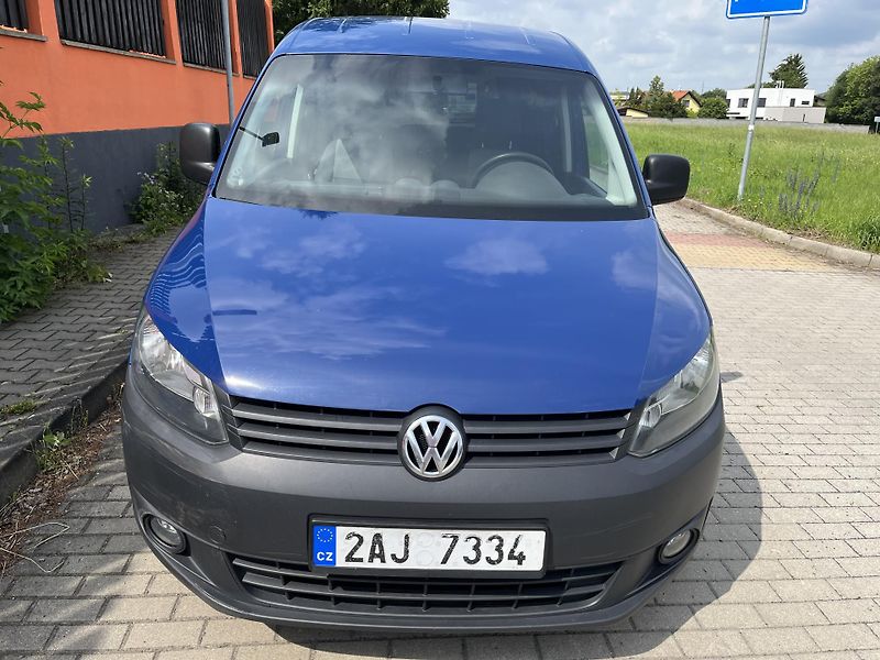 Volkswagen Caddy 1.6 TDi ČR 5 Míst - fotka 3 z 26